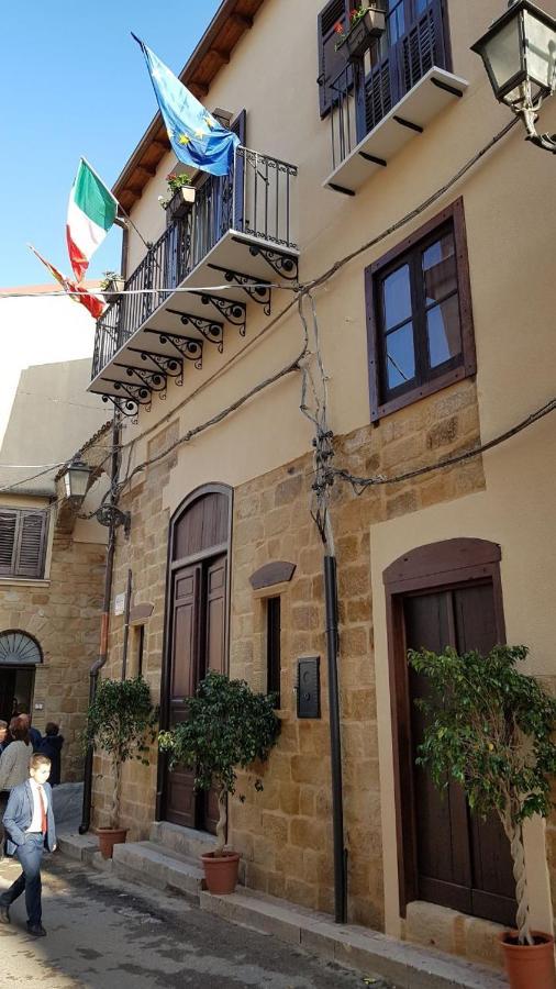 B&B Caravella Mezzojuso Exterior photo