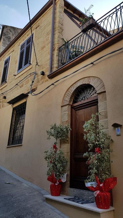 B&B Caravella Mezzojuso Exterior photo
